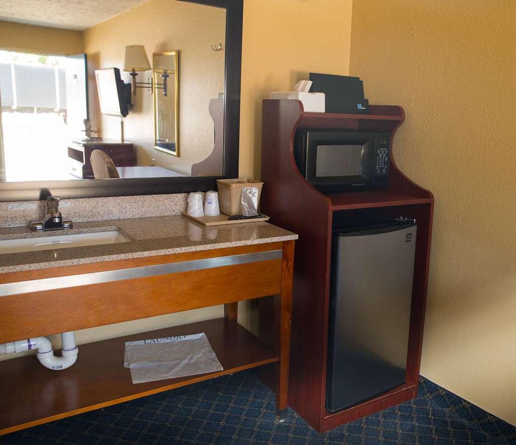 Americas Best Value Inn - Монровил Стая снимка