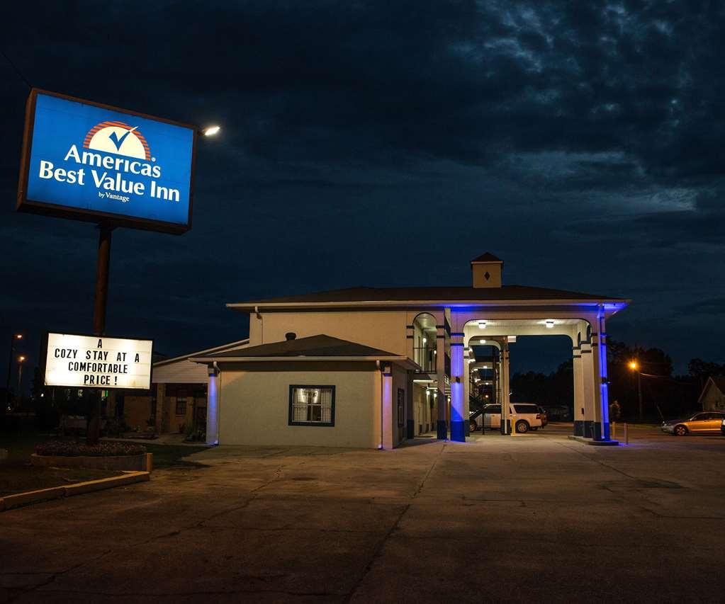 Americas Best Value Inn - Монровил Екстериор снимка
