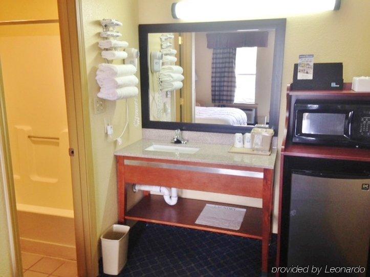 Americas Best Value Inn - Монровил Екстериор снимка